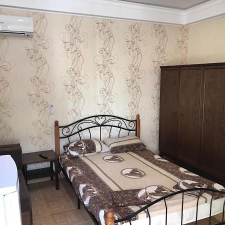 Hotel White House Gagry Zewnętrze zdjęcie
