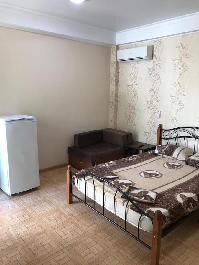 Hotel White House Gagry Zewnętrze zdjęcie